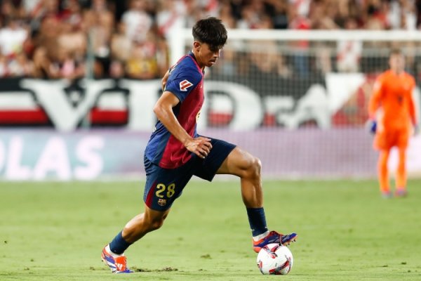 RAC1: Bernal mặc áo số 22 mùa 